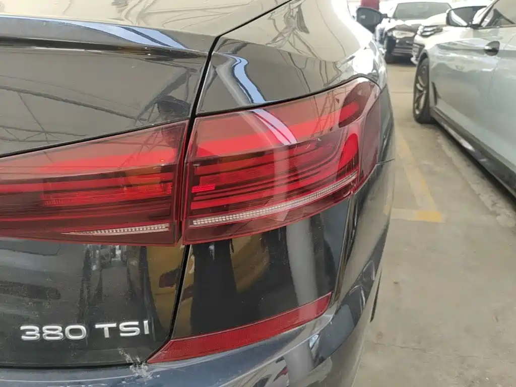 Volkswagen Passat — фото 8