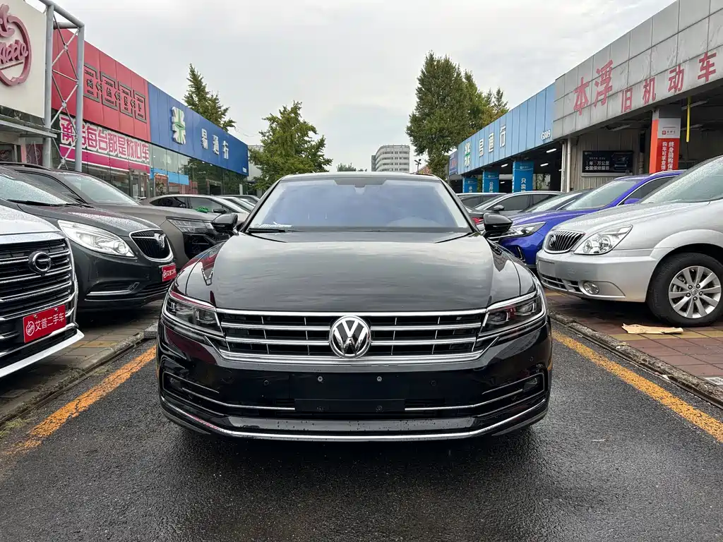 Volkswagen Phideon — фото 2