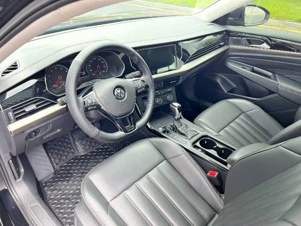 Volkswagen Passat — фото 4