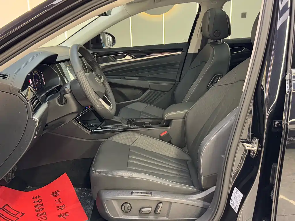 Volkswagen Passat — фото 15