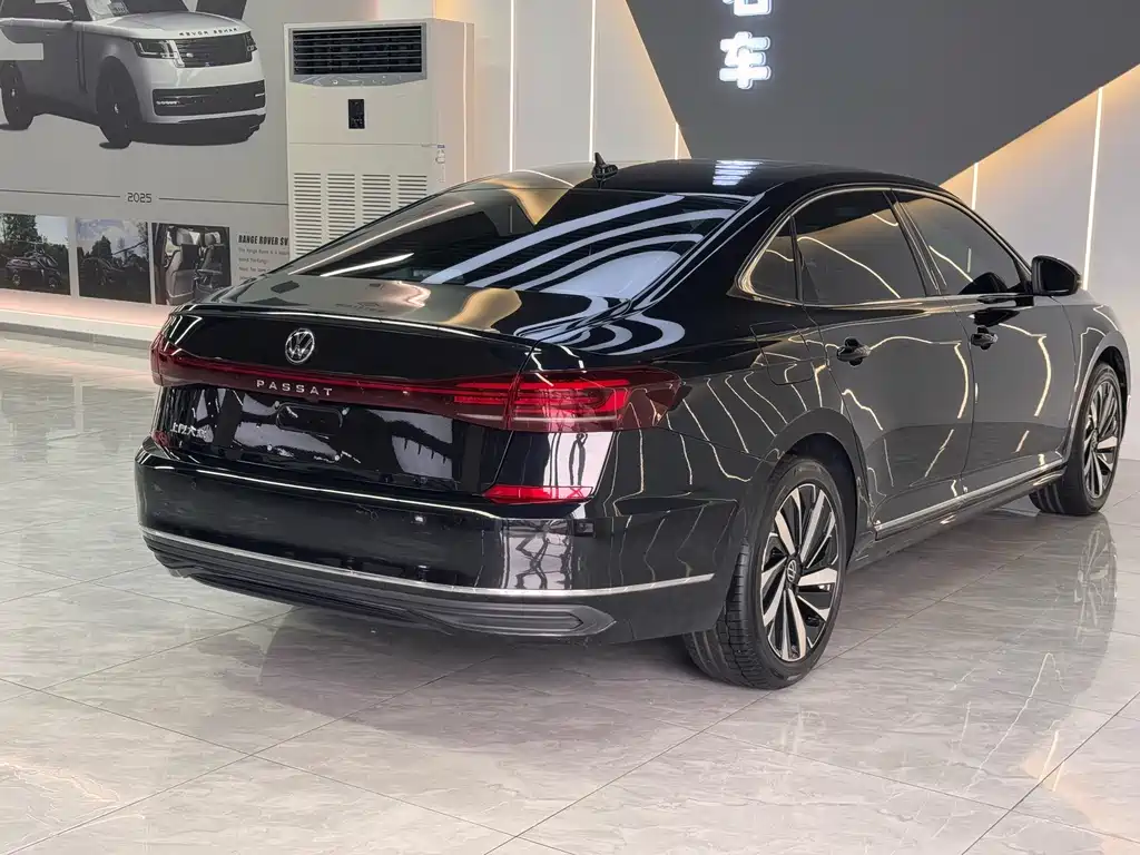 Volkswagen Passat — фото 9
