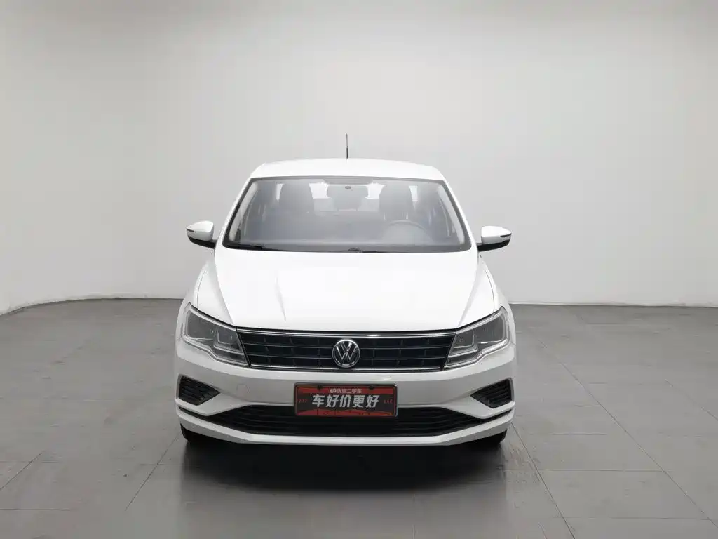 Volkswagen Jetta — фото 3