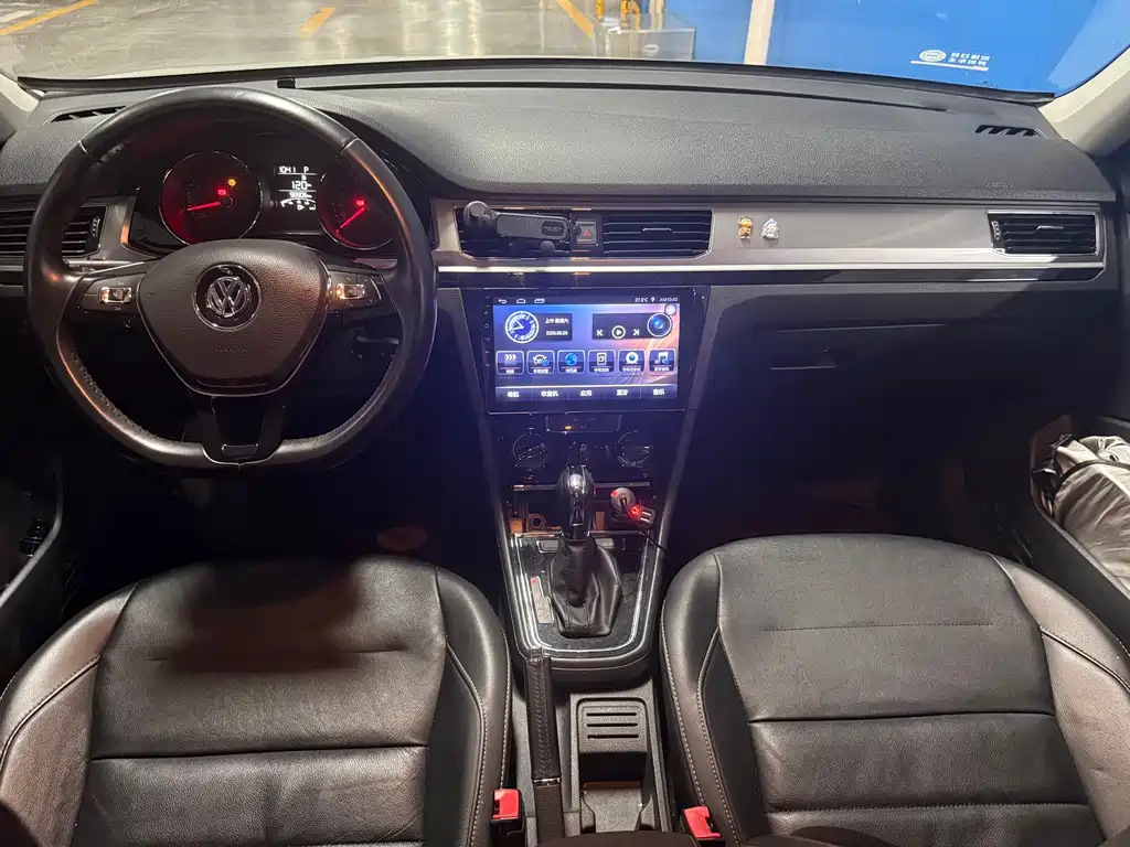 Volkswagen Bora — фото 4
