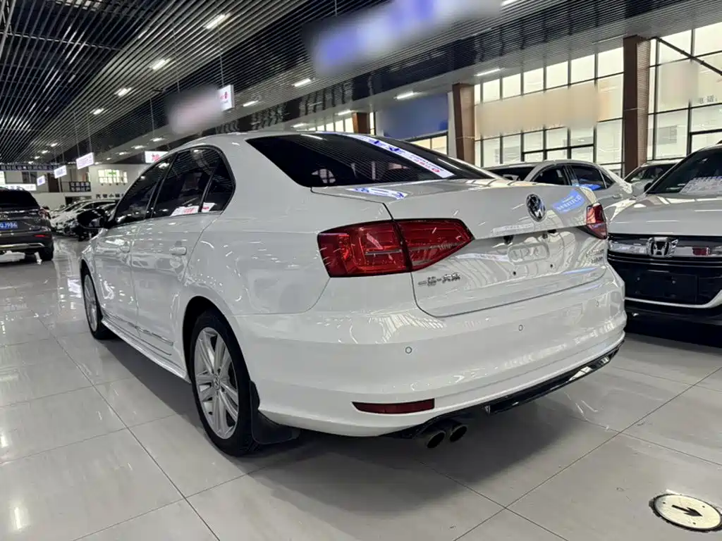 Volkswagen Sagitar — фото 5