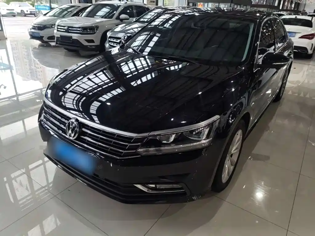 Volkswagen Passat — фото 2