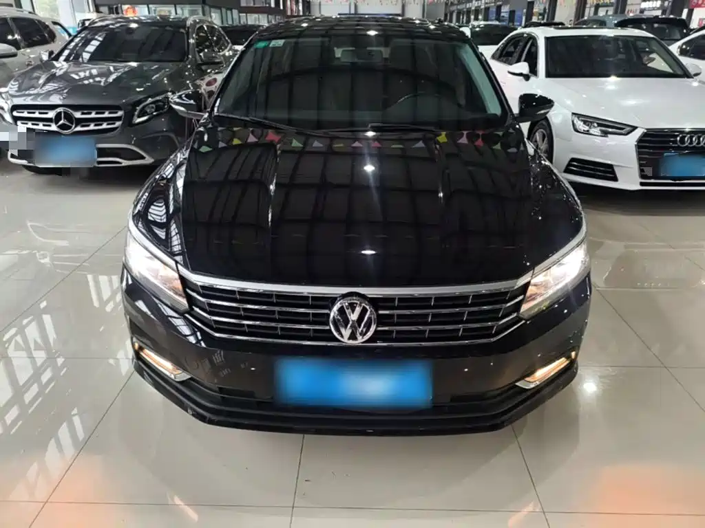 Volkswagen Passat — фото 3
