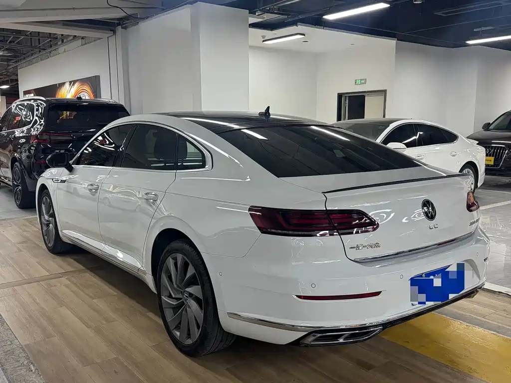 Volkswagen CC — фото 15