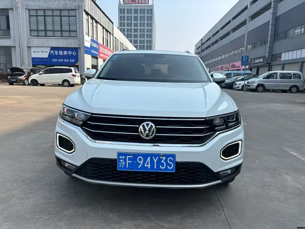 Volkswagen T-Roc — фото 2