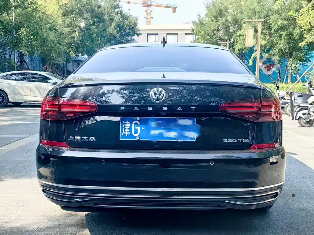 Volkswagen Passat — фото 4