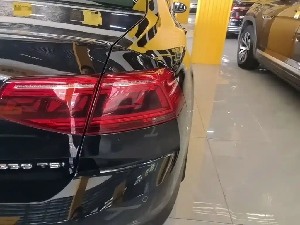 Volkswagen Magotan — фото 8