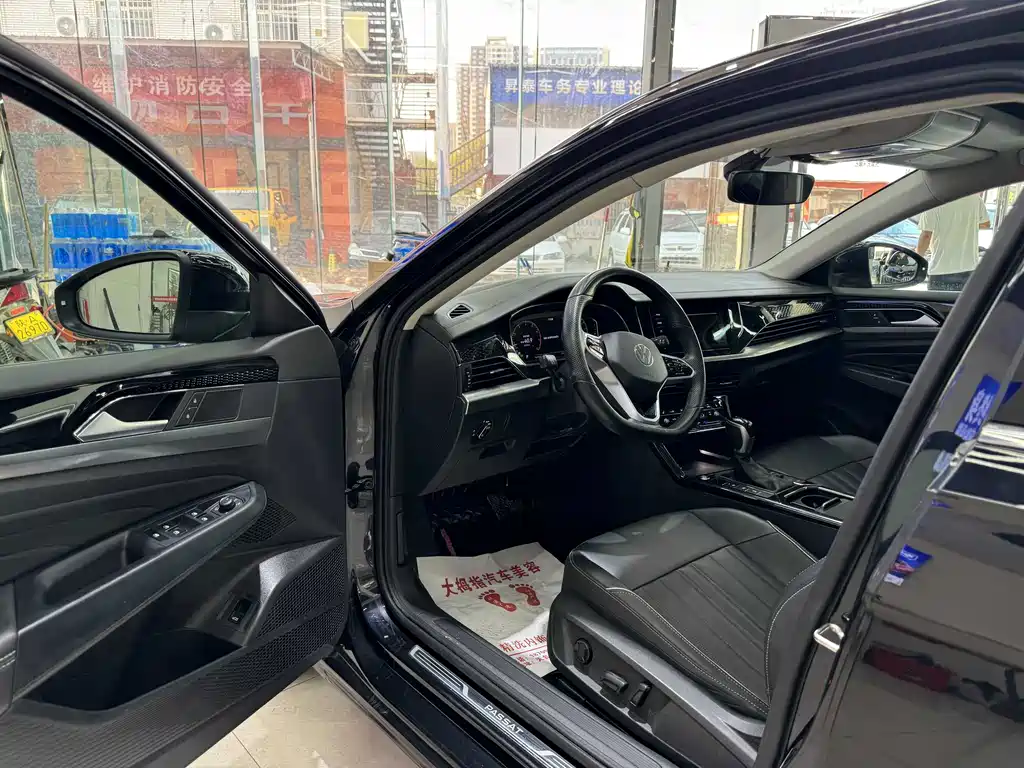 Volkswagen Passat — фото 3