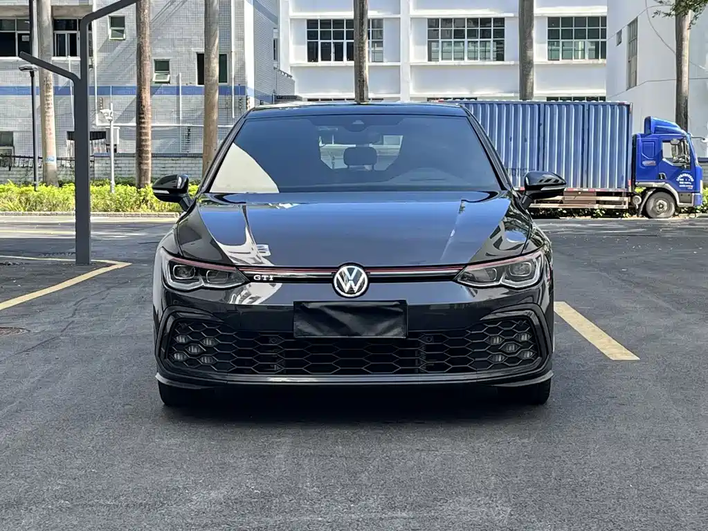 Volkswagen Golf GTI — фото 2