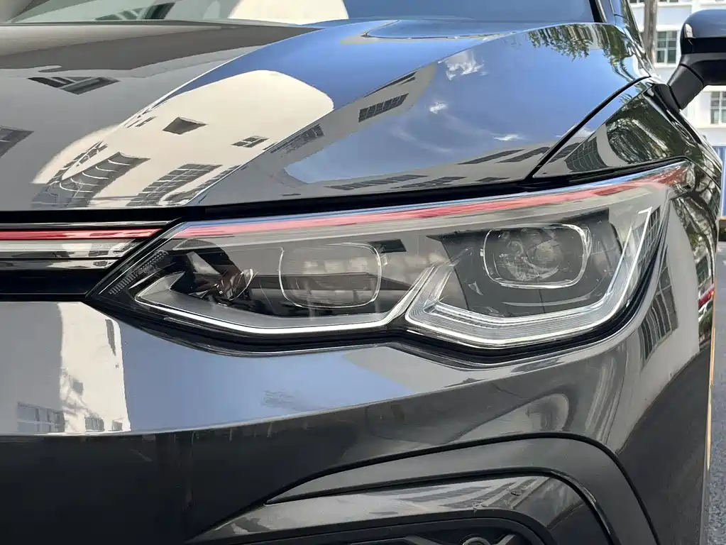 Volkswagen Golf GTI — фото 13