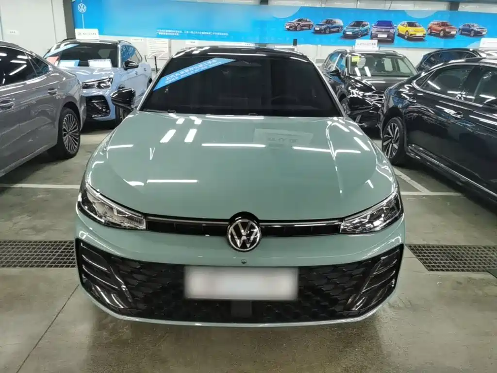 Volkswagen Passat — фото 3