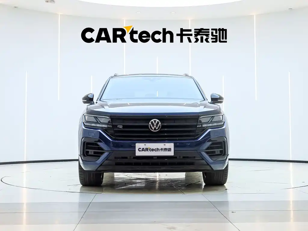 Volkswagen Touareg — фото 2