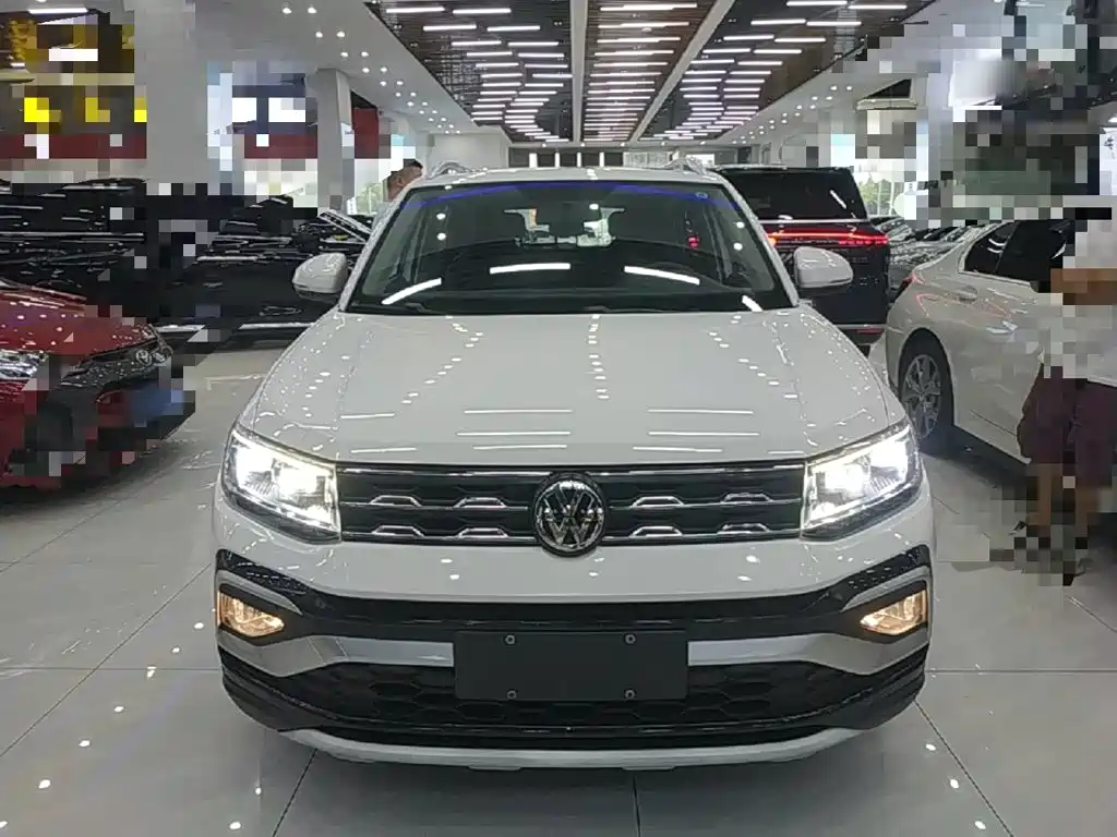 Volkswagen T-Cross — фото 3