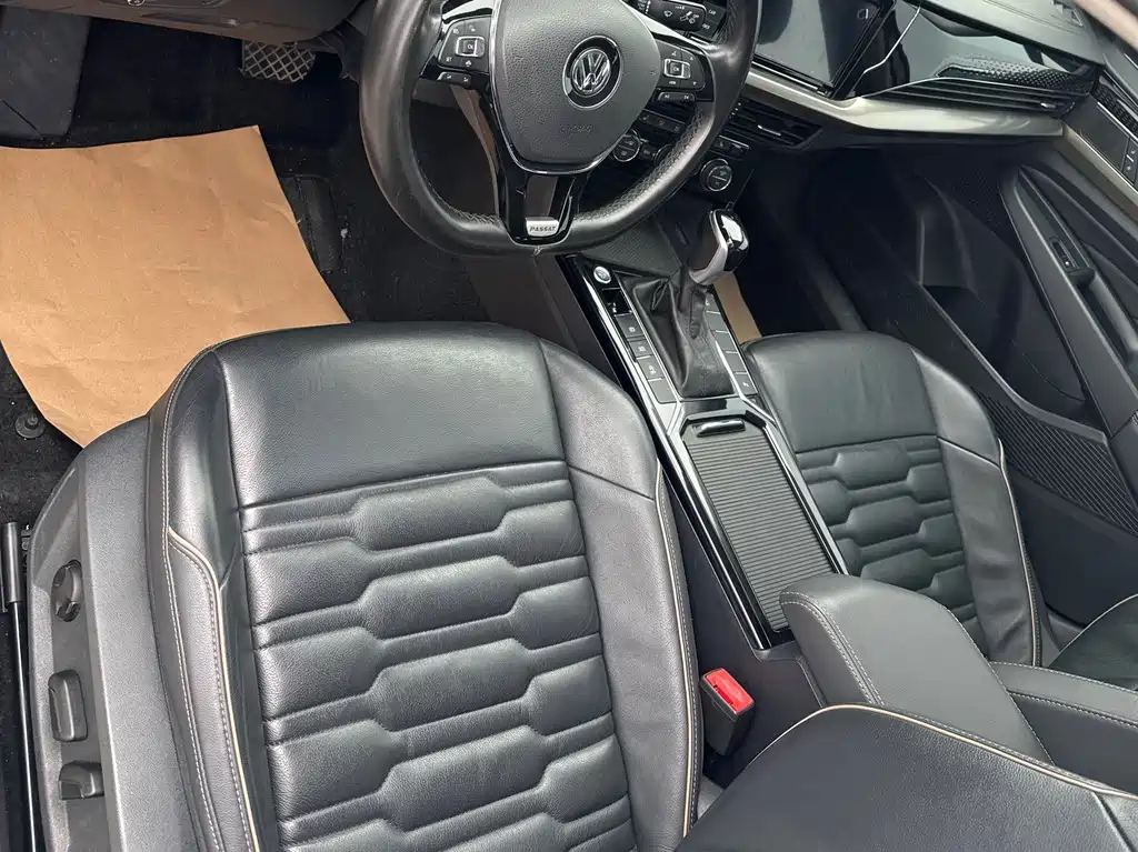 Volkswagen Passat — фото 3