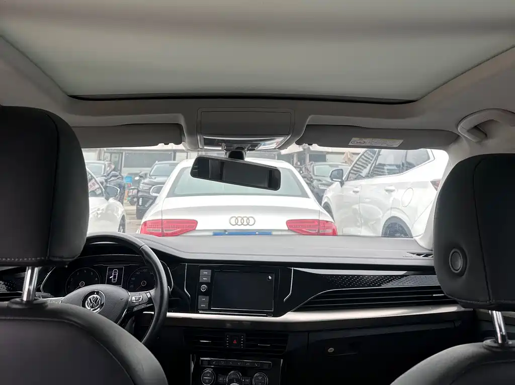 Volkswagen Passat — фото 5