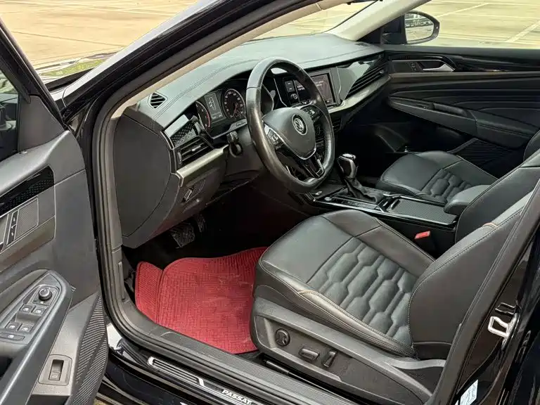 Volkswagen Passat — фото 3