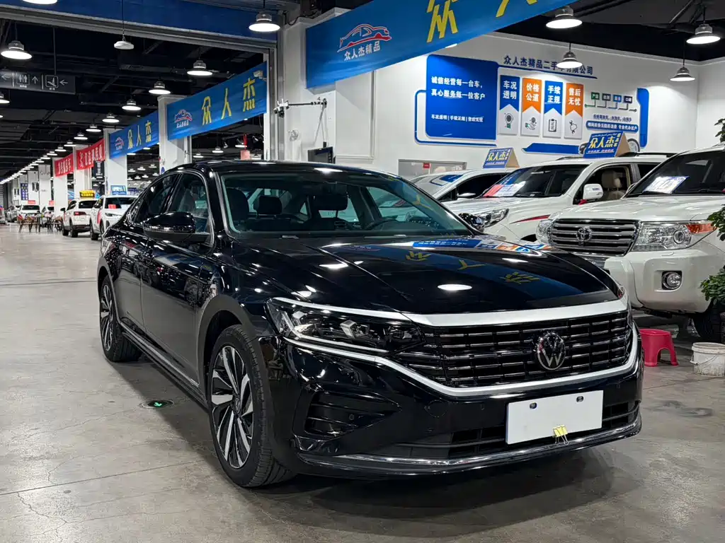 Volkswagen Passat — фото 3