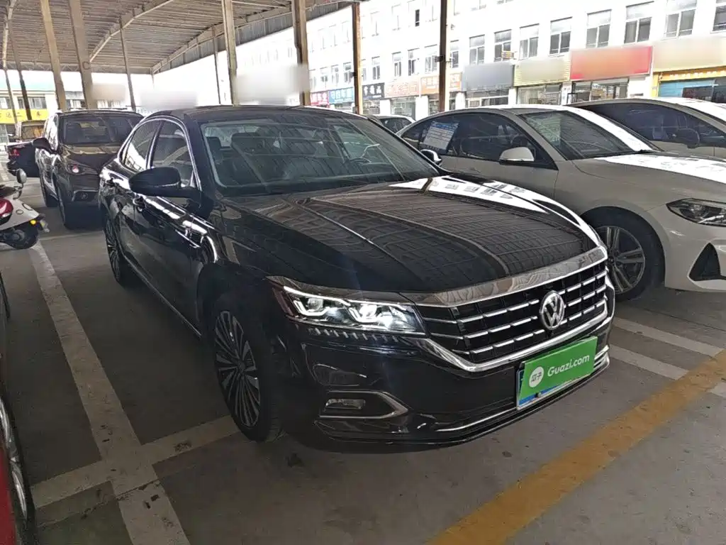 Volkswagen Passat — фото 4