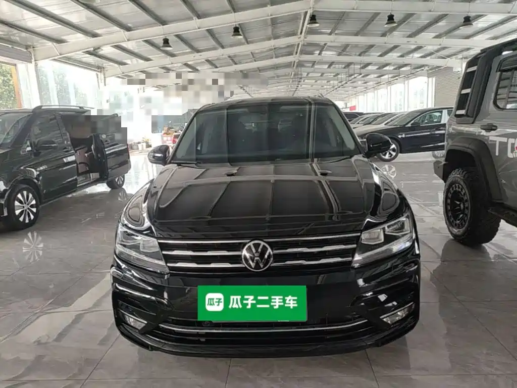 Volkswagen Tiguan L — фото 3