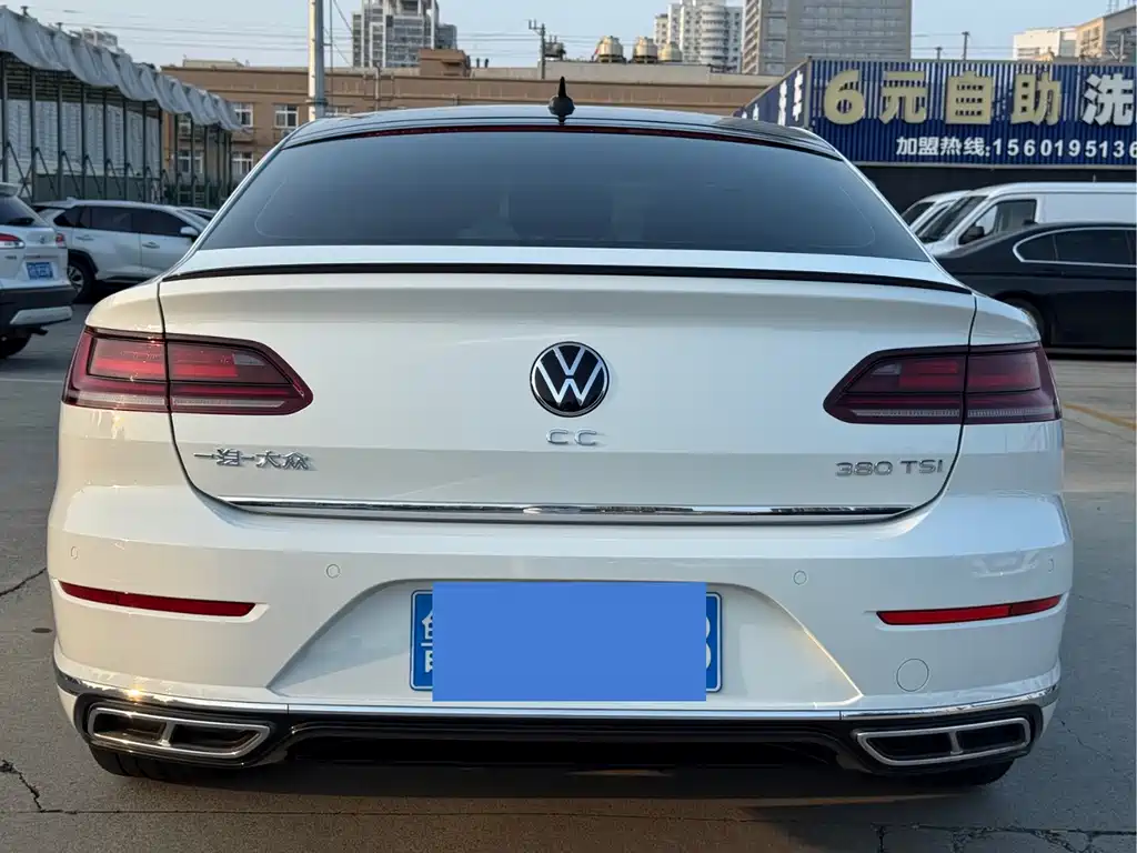 Volkswagen CC — фото 6