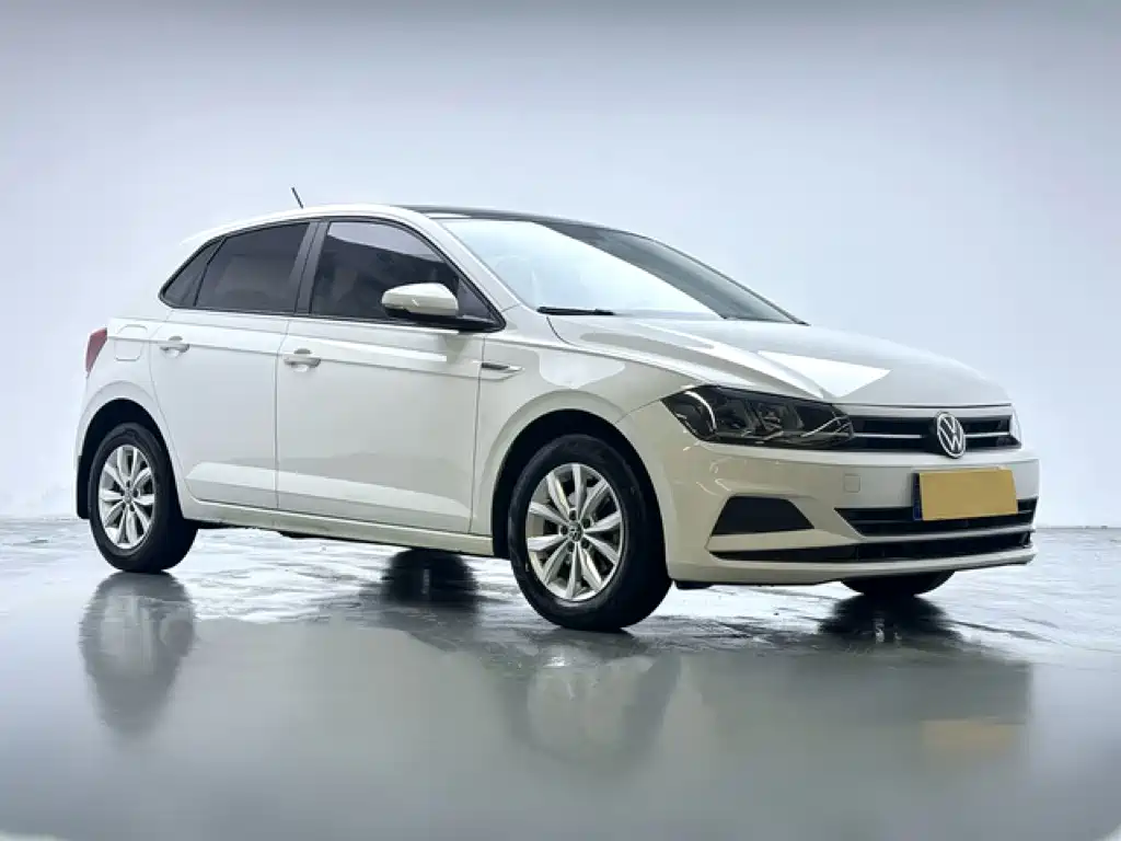 Volkswagen Polo — фото 3