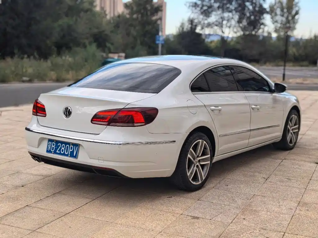 Volkswagen CC — фото 9