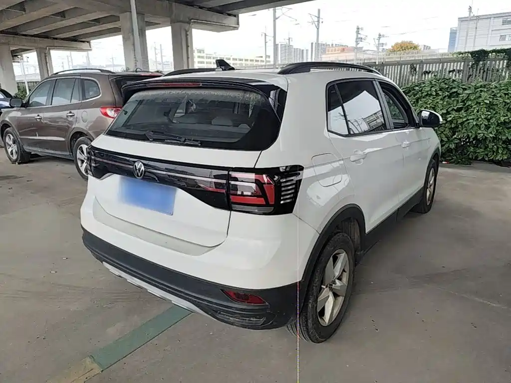 Volkswagen T-Cross — фото 7