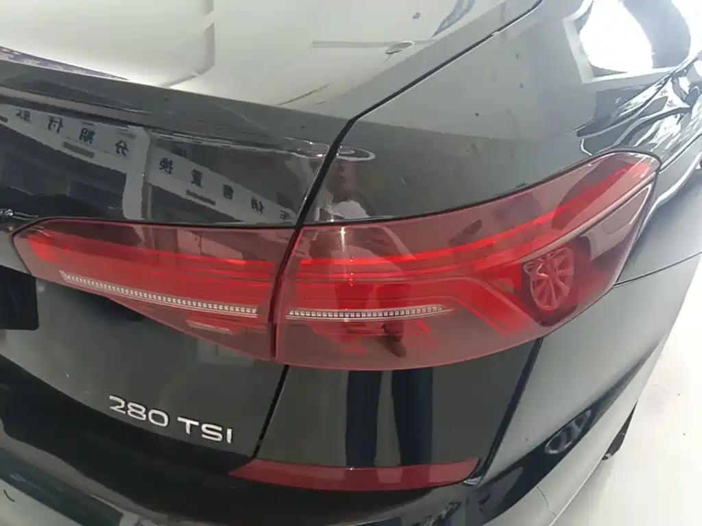Volkswagen Passat — фото 8