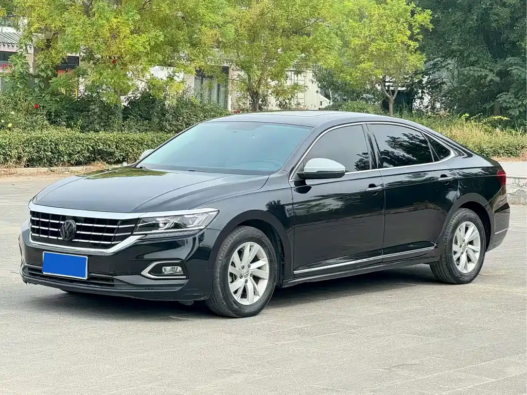 Volkswagen Passat — фото 3