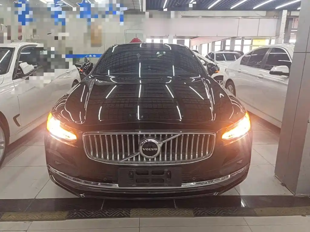 Volvo S90 — фото 3
