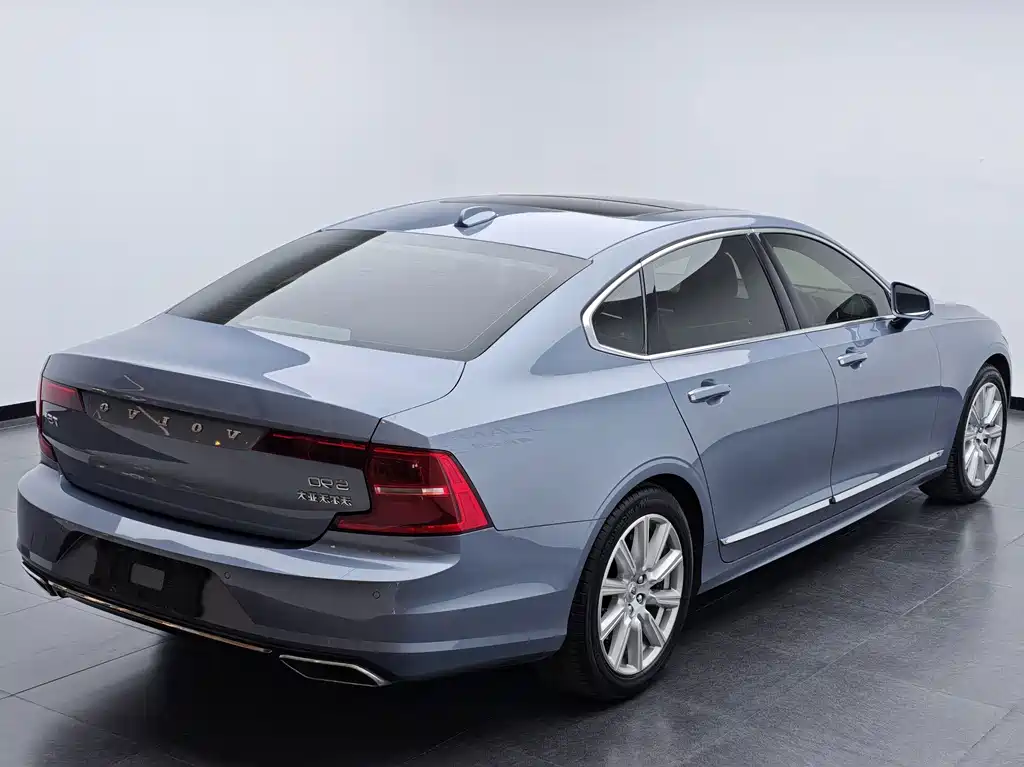 Volvo S90 — фото 6
