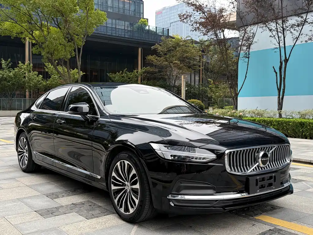 Volvo S90 — фото 3