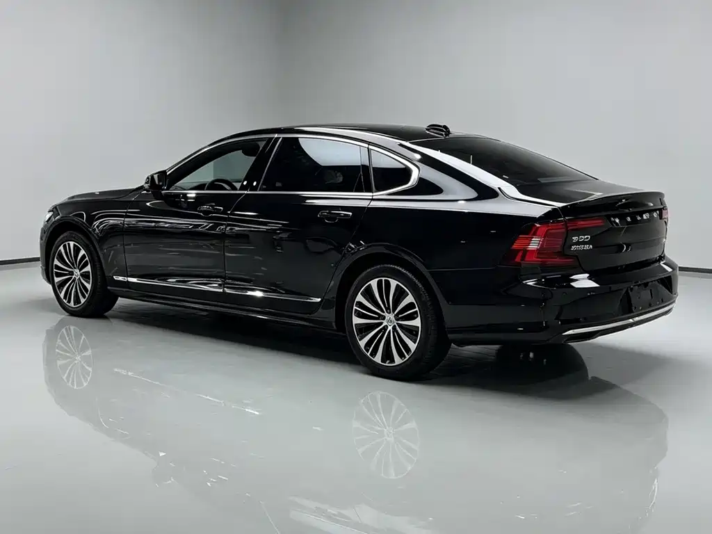 Volvo S90 — фото 7