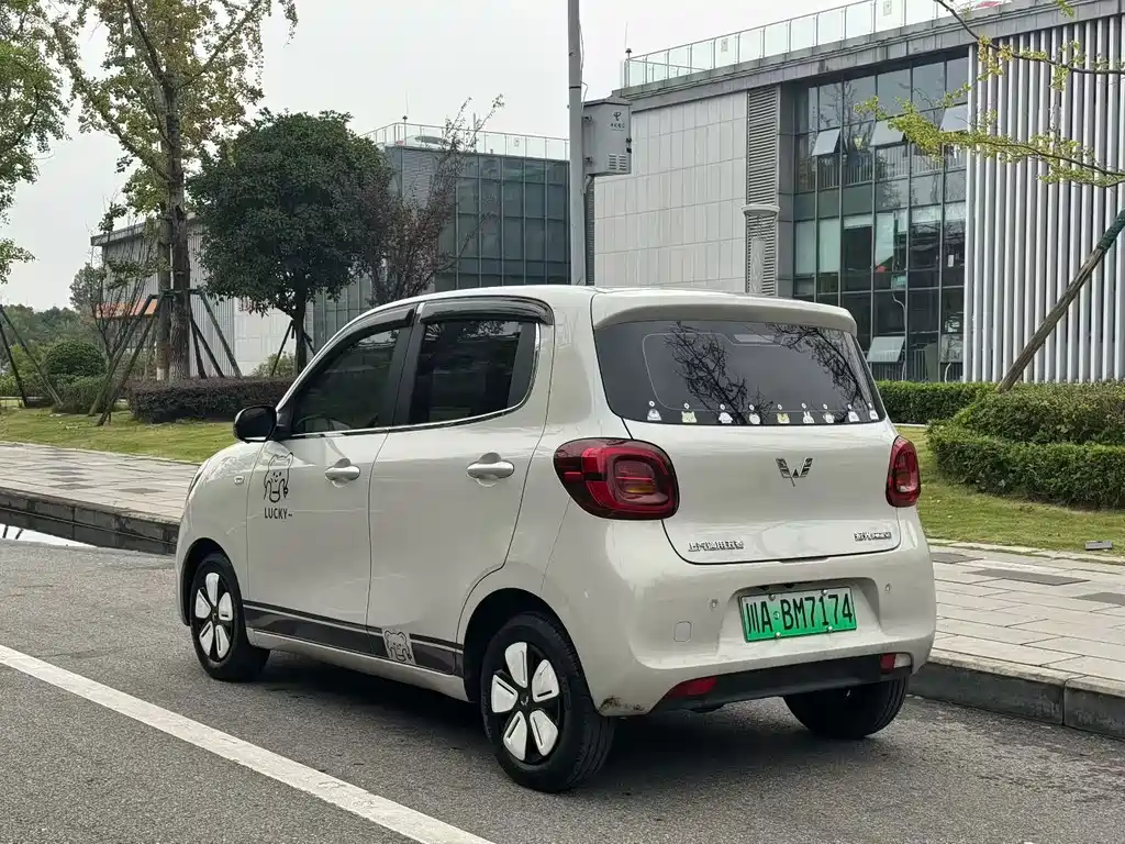 Wuling MINIEV — фото 6
