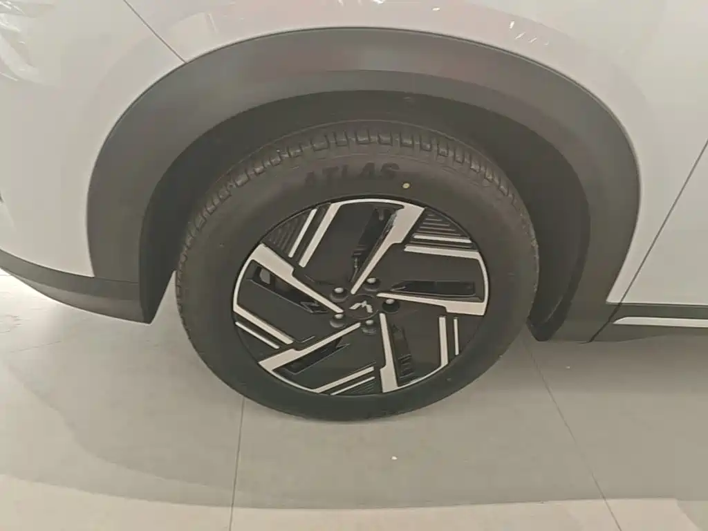 Wuling Xingguang S — фото 23