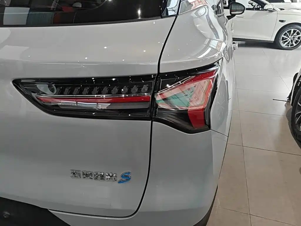 Wuling Xingguang S — фото 8