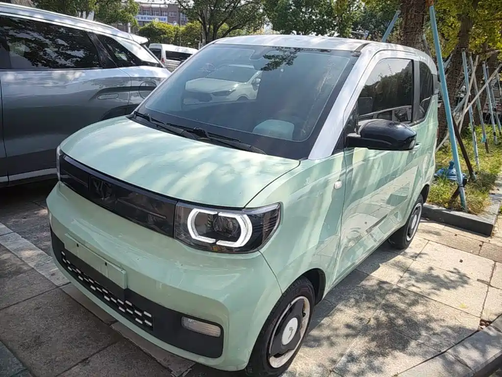 Wuling MINIEV — фото 2