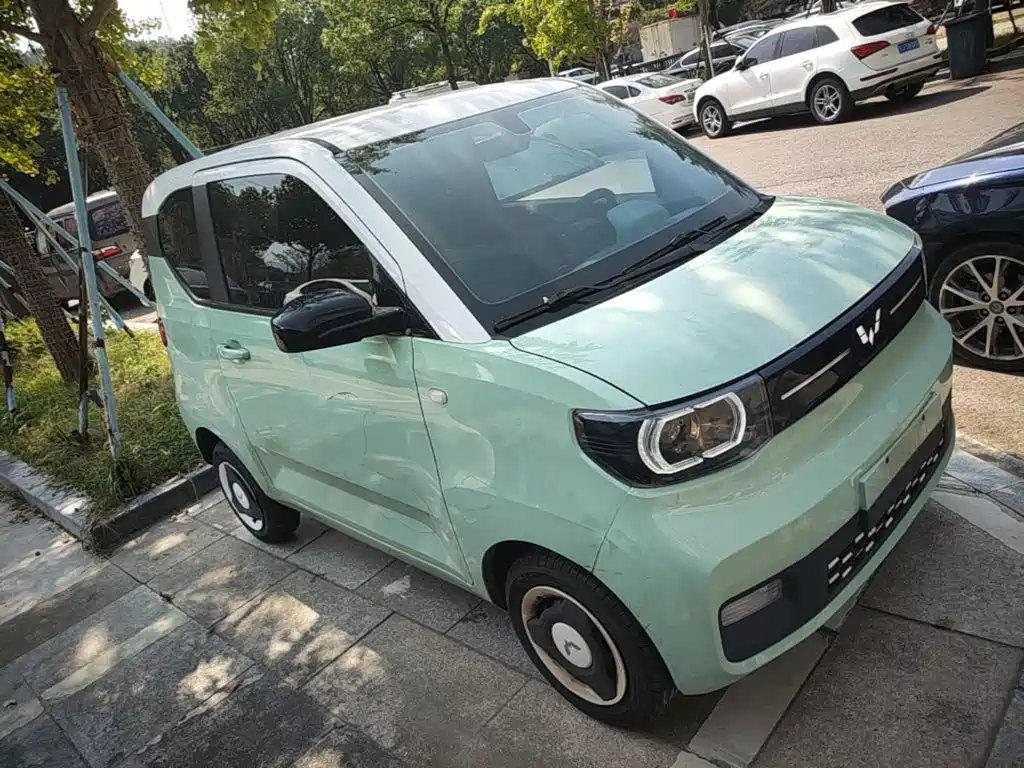 Wuling MINIEV — фото 4