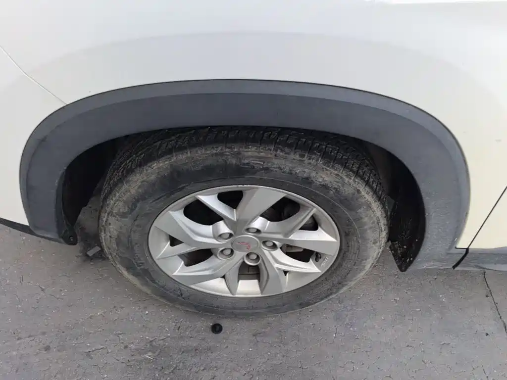 Wuling Hongguang S3 — фото 23