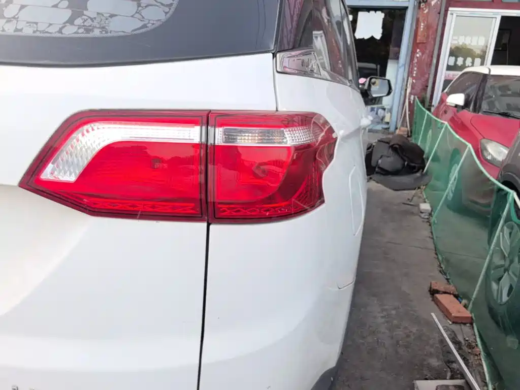 Wuling Hongguang S3 — фото 8