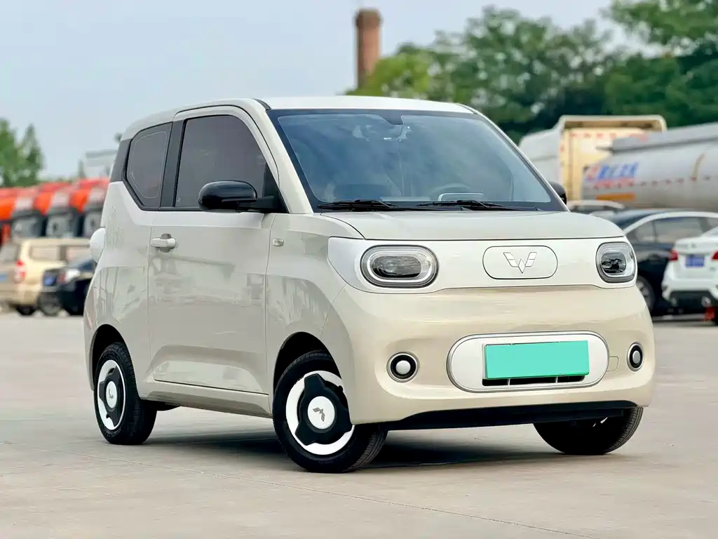 Wuling MINIEV — фото 3