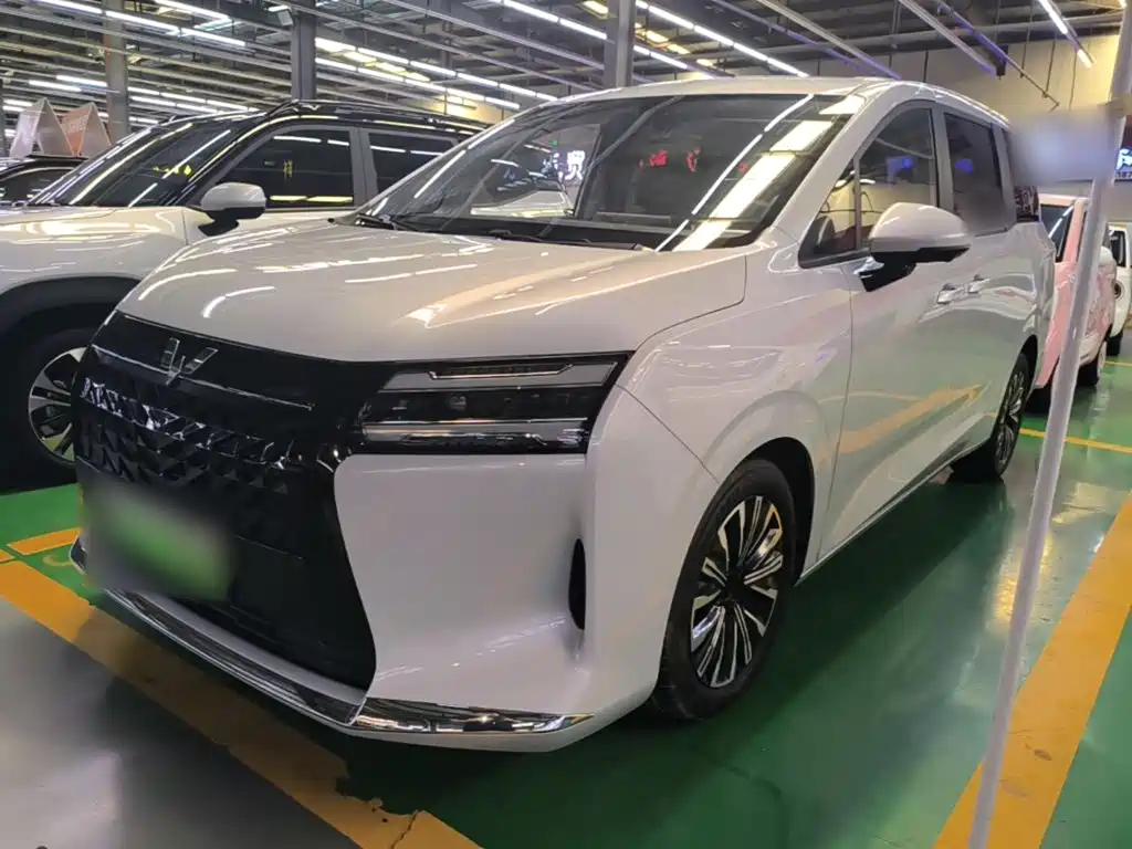Wuling Xingguang 730 New Energy — фото 2