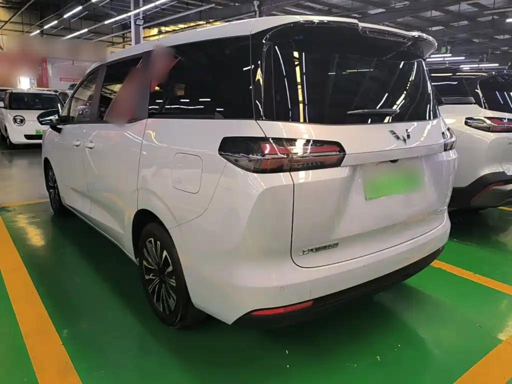 Wuling Xingguang 730 New Energy — фото 5