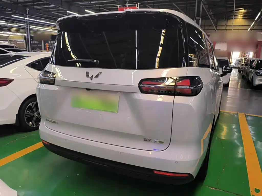 Wuling Xingguang 730 New Energy — фото 6