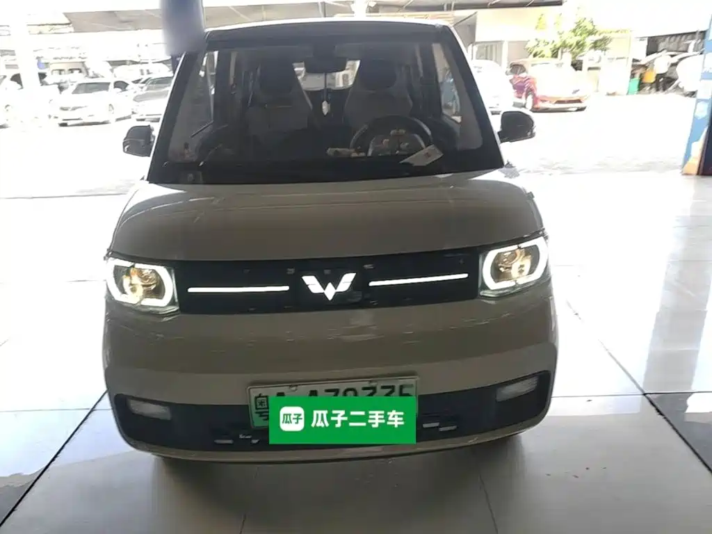 Wuling MINIEV — фото 3