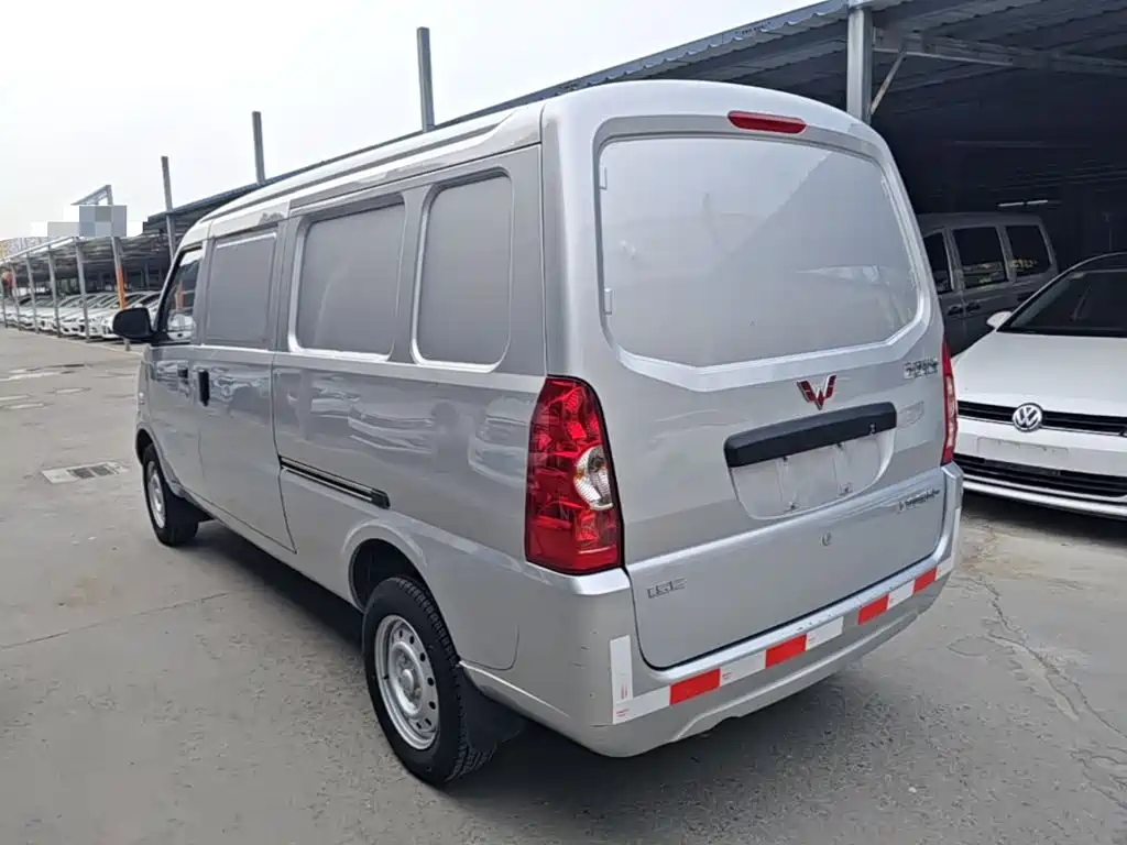 Wuling Rongguang — фото 5