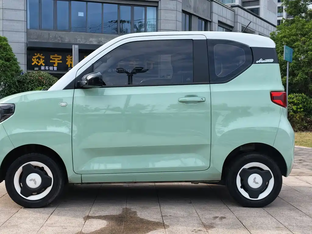 Wuling MINIEV — фото 3